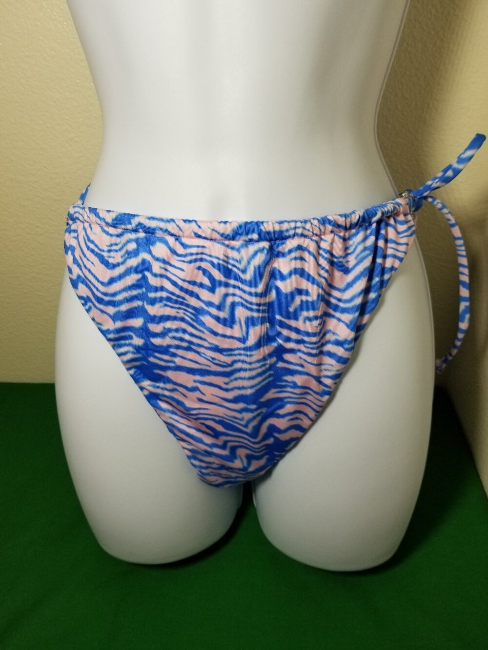 s You Pink & Blue Bikini Bottom Size 14 Retro Jewel Heart Swimwear Cheeky NWOT